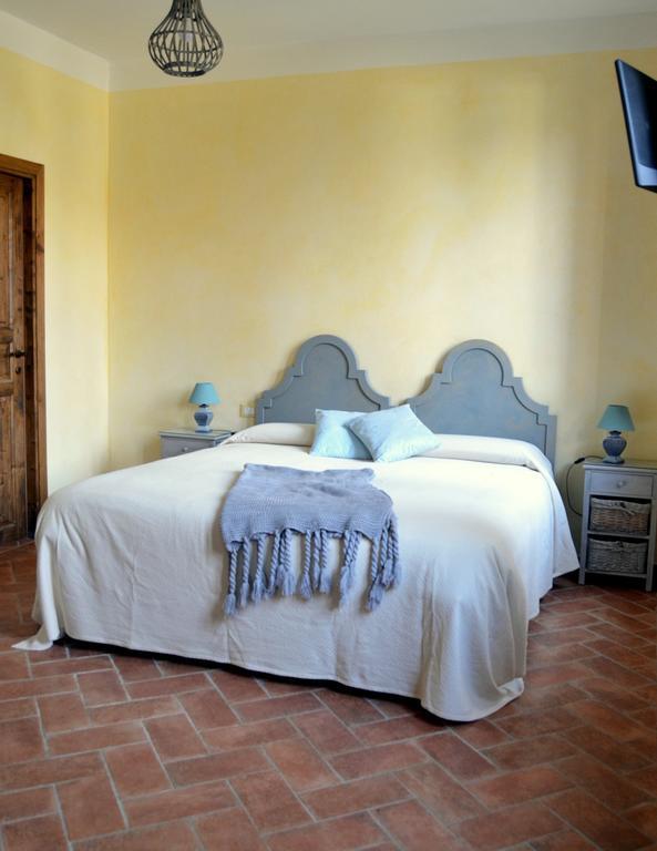 Agriturismo Borgo San Francesco Basiglio Exterior photo